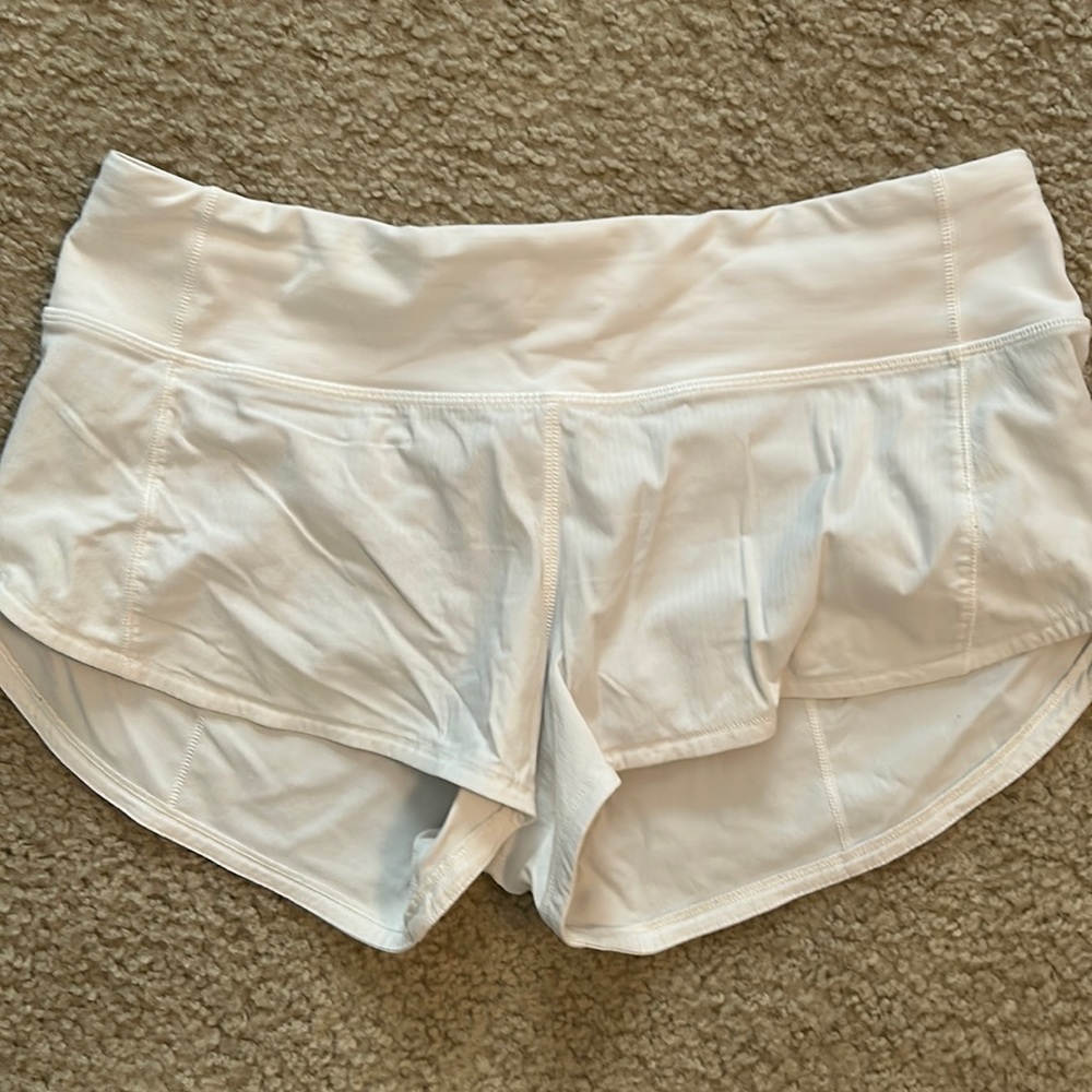 EUC Lululemon LR Speed Up Short White Size 4